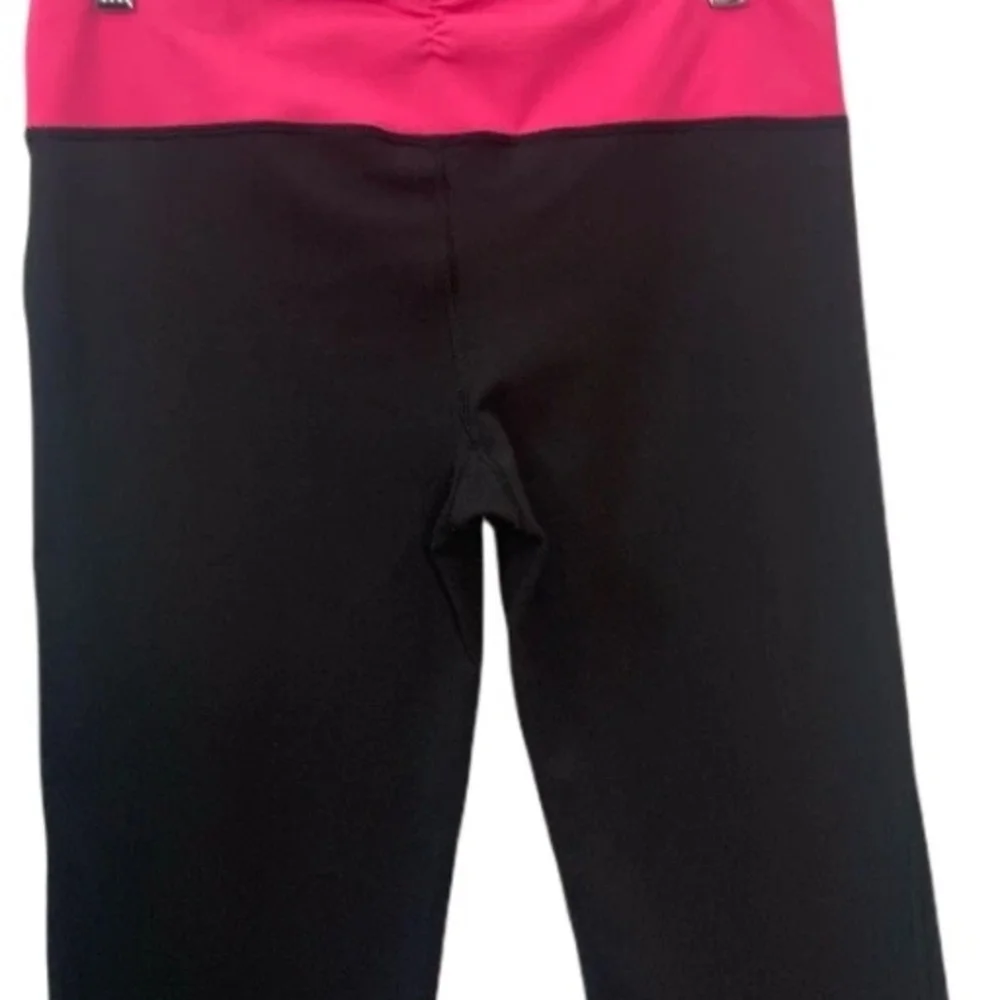Lululemon Athletica Black Leggings with Pink Waistband